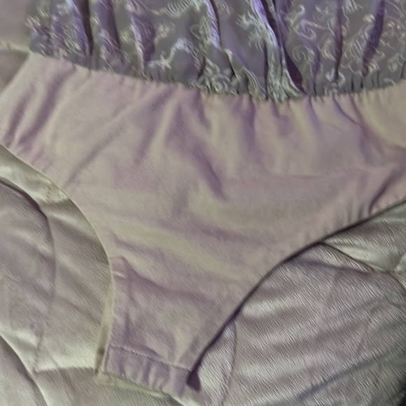 Dragon Print Wrap Body Suit. Mauve US size 6 - Picture 5 of 8